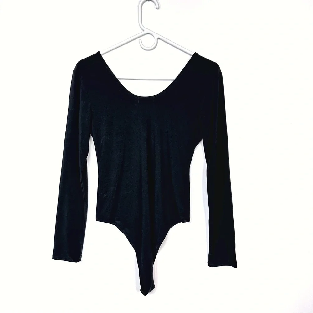 Halogen Black Jersey Stretch Knit Long Sleeve Double Scoop Bodysuit Size M - Picture 6 of 10